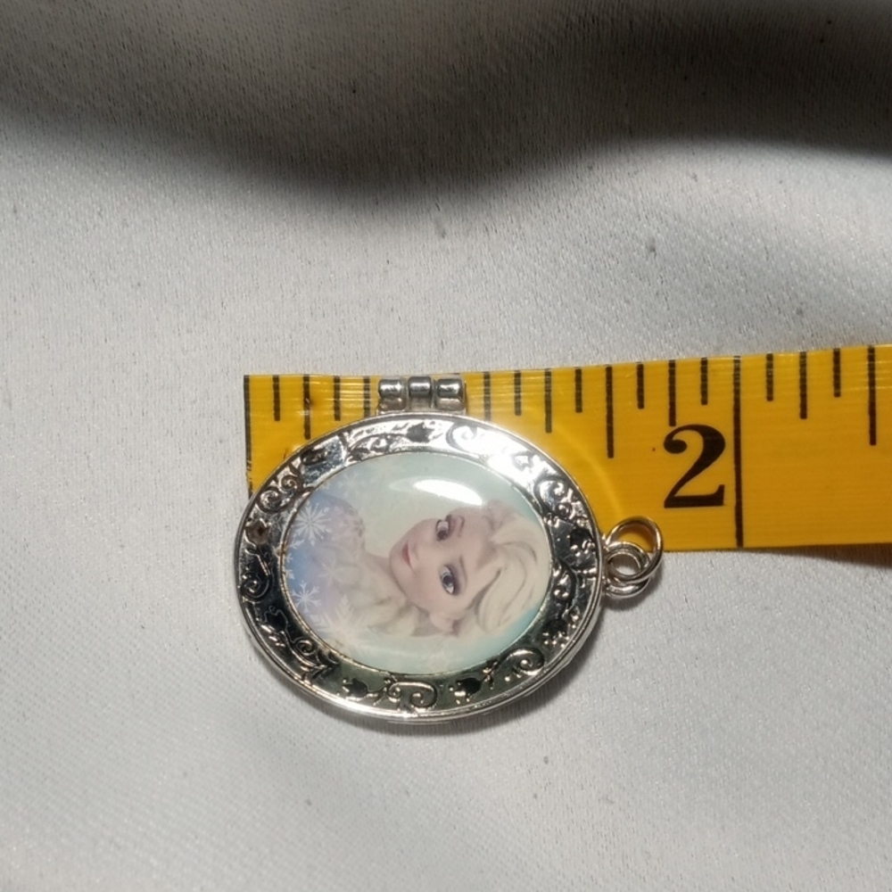 Disney Silver Locket with Elsa Design - Picture 7 of 7